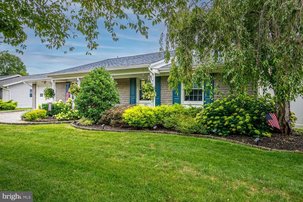 10 FOREST PARK TERRACE Monroe Township, NJ 08831