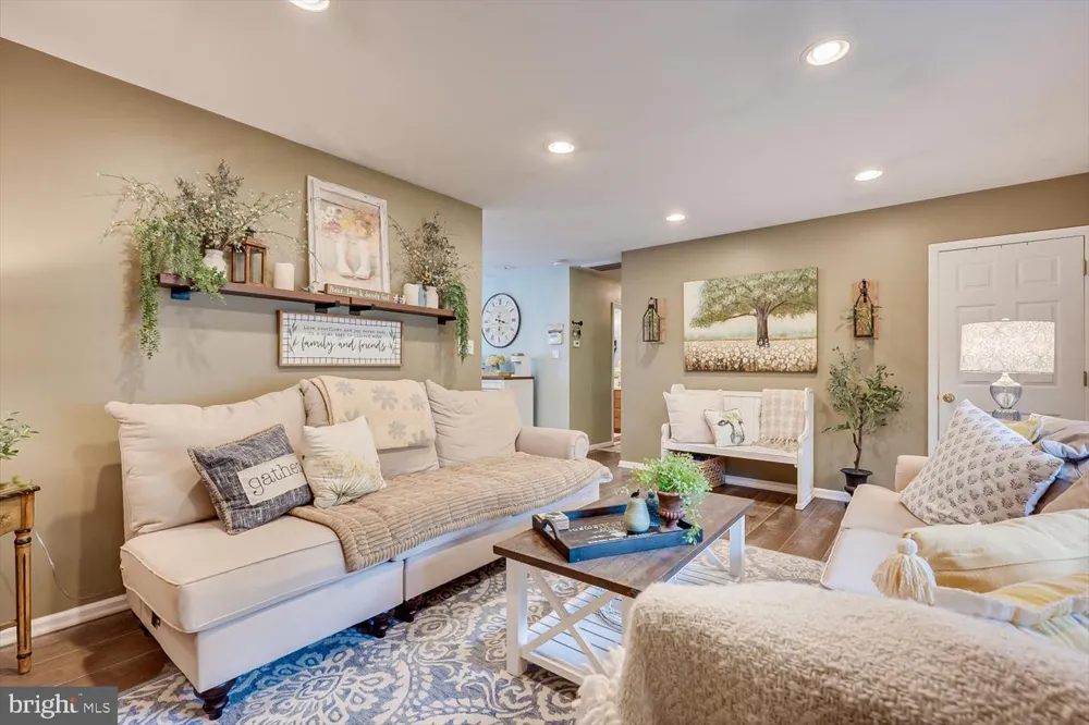 10 FOREST PARK TERRACE Monroe Township, NJ 08831