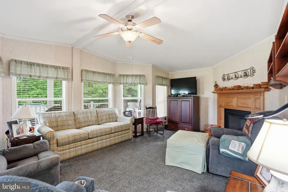 1065 PINE CIRCLE Telford, PA 18969