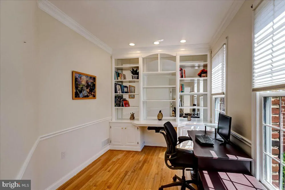 5764 OYSTER BAY DRIVE Eldersburg, MD 21784