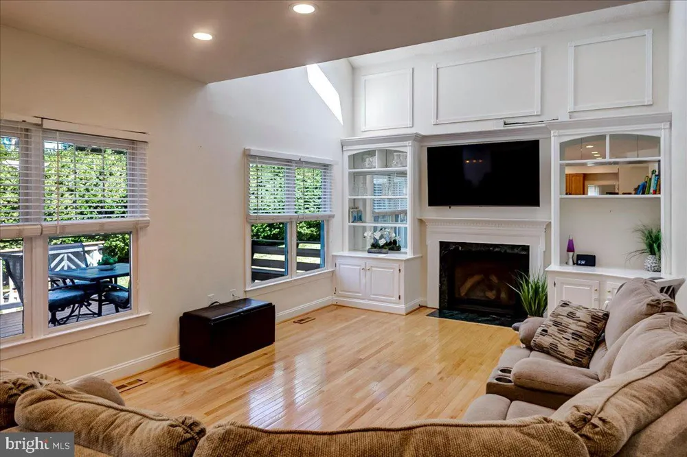 5764 OYSTER BAY DRIVE Eldersburg, MD 21784