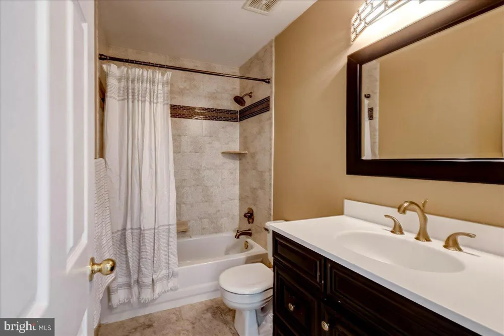 5764 OYSTER BAY DRIVE Eldersburg, MD 21784