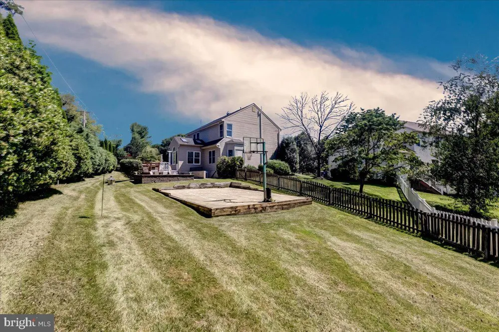 5764 OYSTER BAY DRIVE Eldersburg, MD 21784