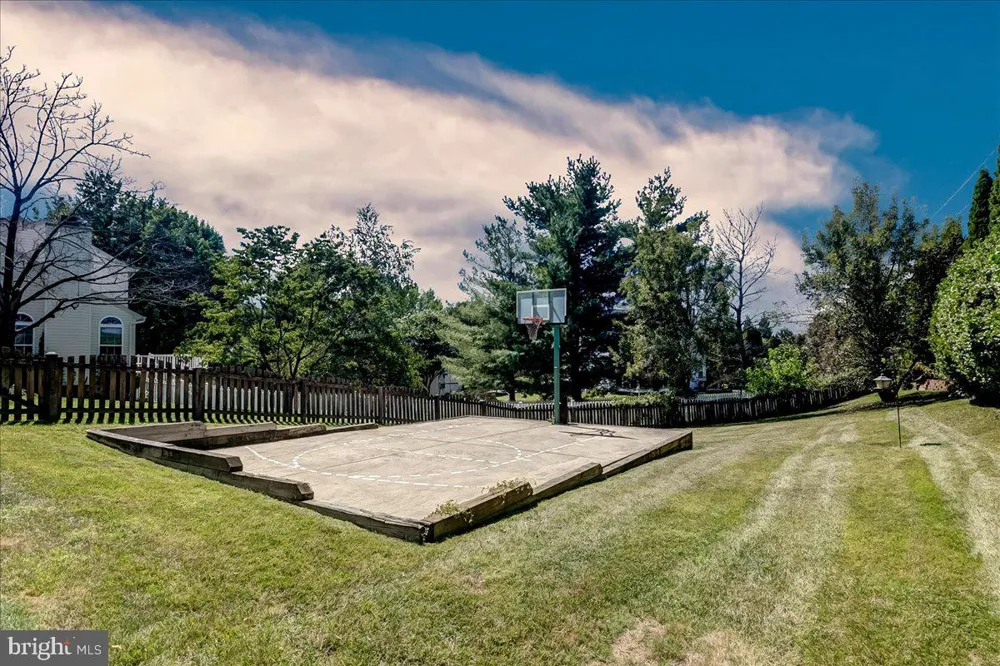 5764 OYSTER BAY DRIVE Eldersburg, MD 21784