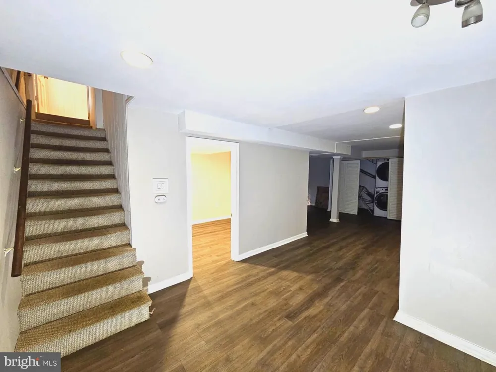 400 MARPLE ROAD Broomall, PA 19008