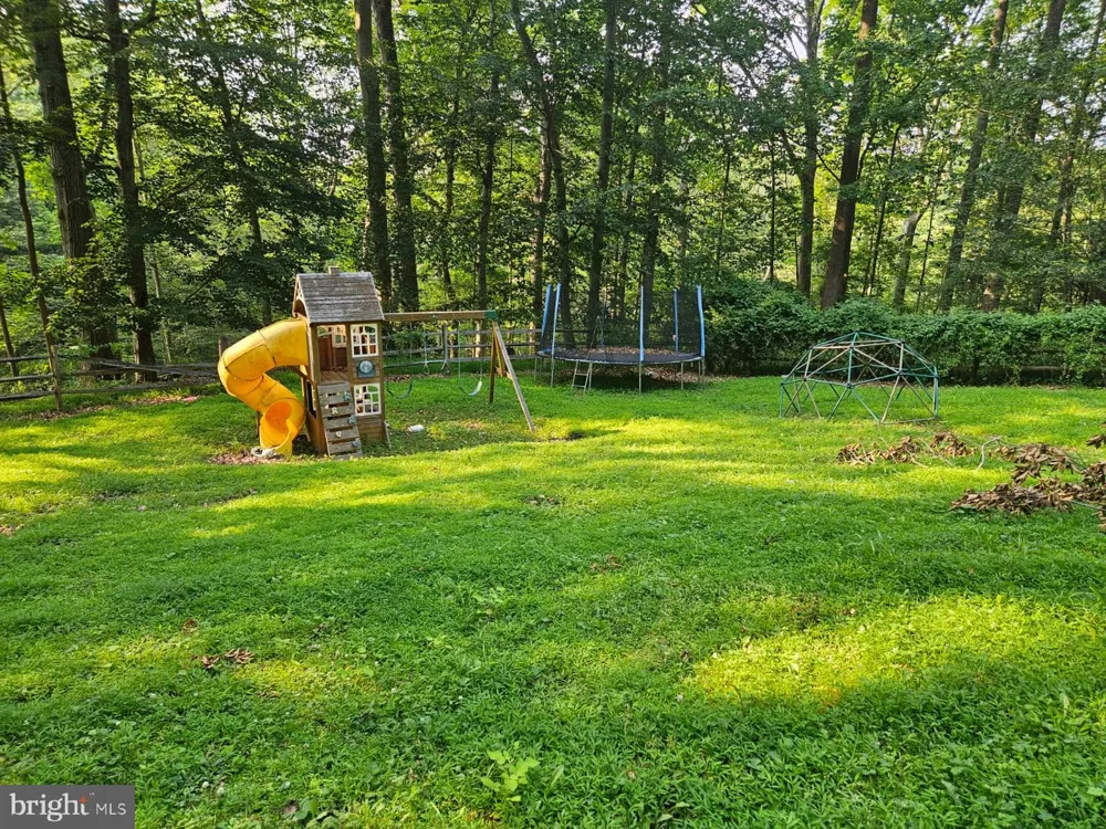400 MARPLE ROAD Broomall, PA 19008
