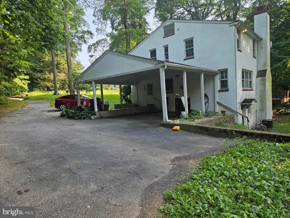 400 MARPLE ROAD Broomall, PA 19008