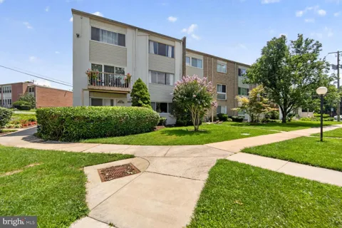 3111 UNIVERSITY BOULEVARD W #F4