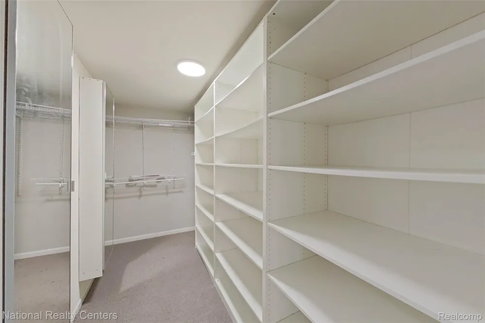 58180 Jonagold Lane Lyon Charter Township, MI 48165