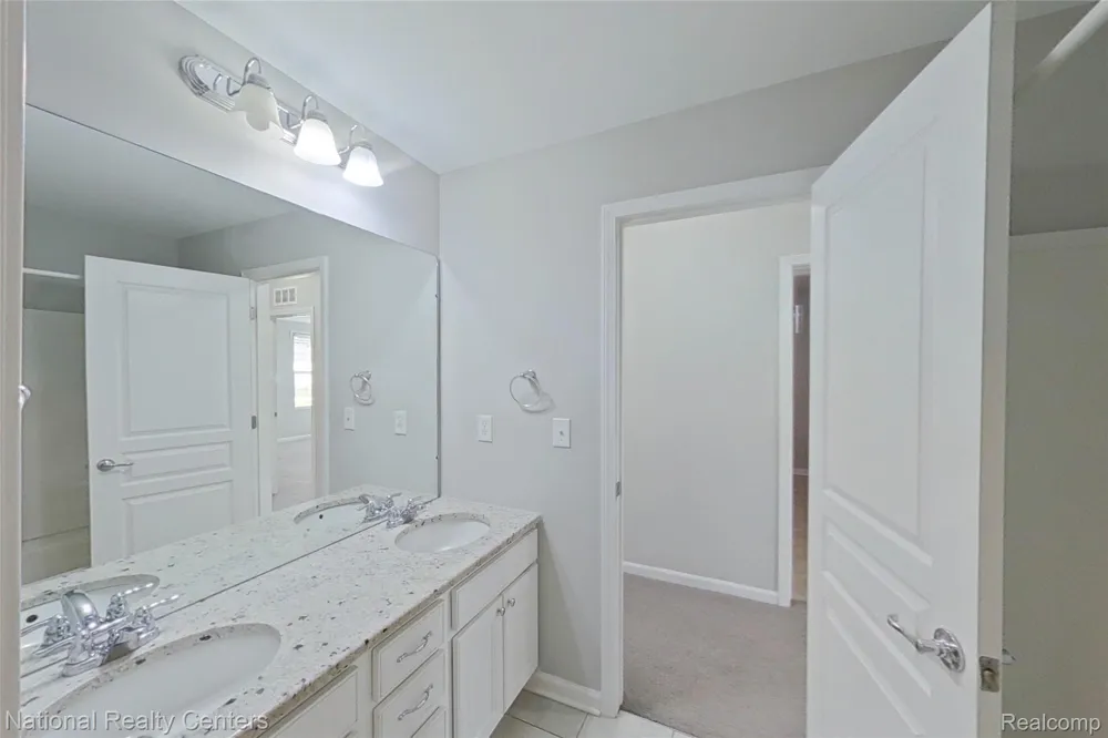 58180 Jonagold Lane Lyon Charter Township, MI 48165