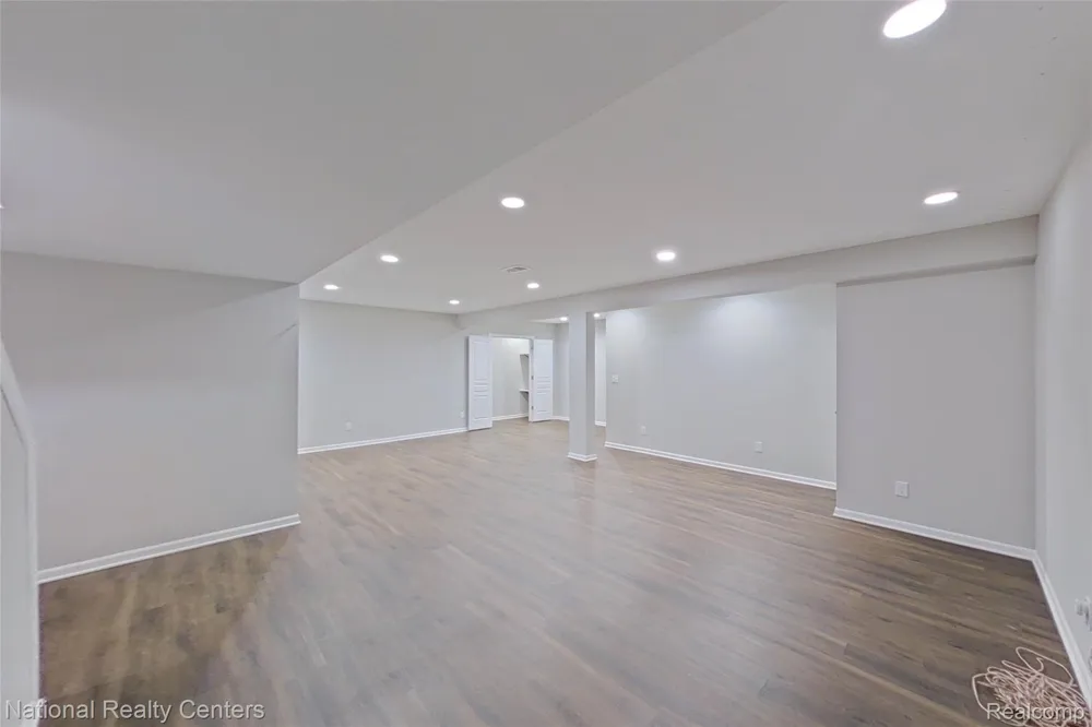 58180 Jonagold Lane Lyon Charter Township, MI 48165