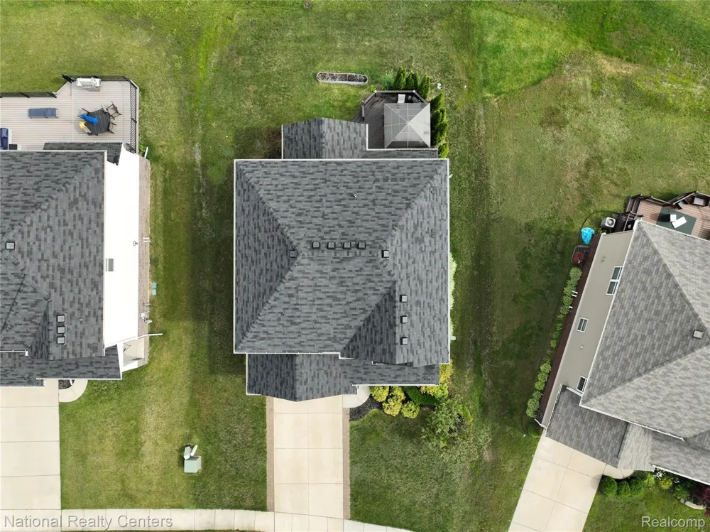 58180 Jonagold Lane Lyon Charter Township, MI 48165