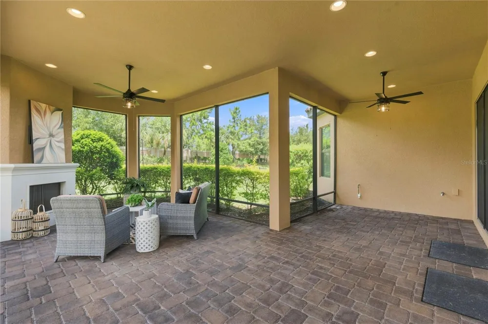 11301 JUGLANS DRIVE Odessa, FL 33556