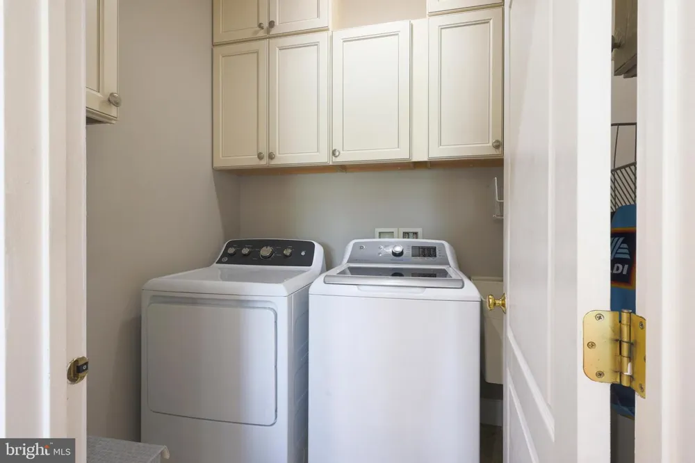 22918 BROWN SQUARE Ashburn, VA 20148