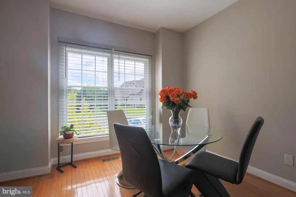 22918 BROWN SQUARE Ashburn, VA 20148