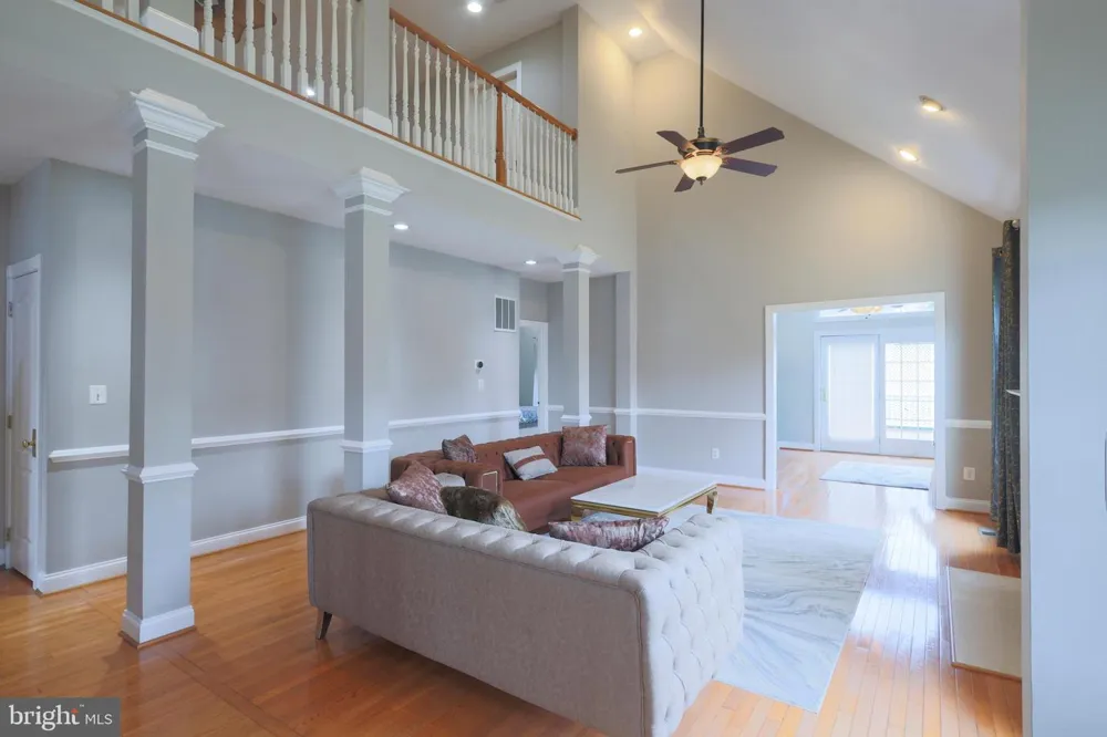 22918 BROWN SQUARE Ashburn, VA 20148