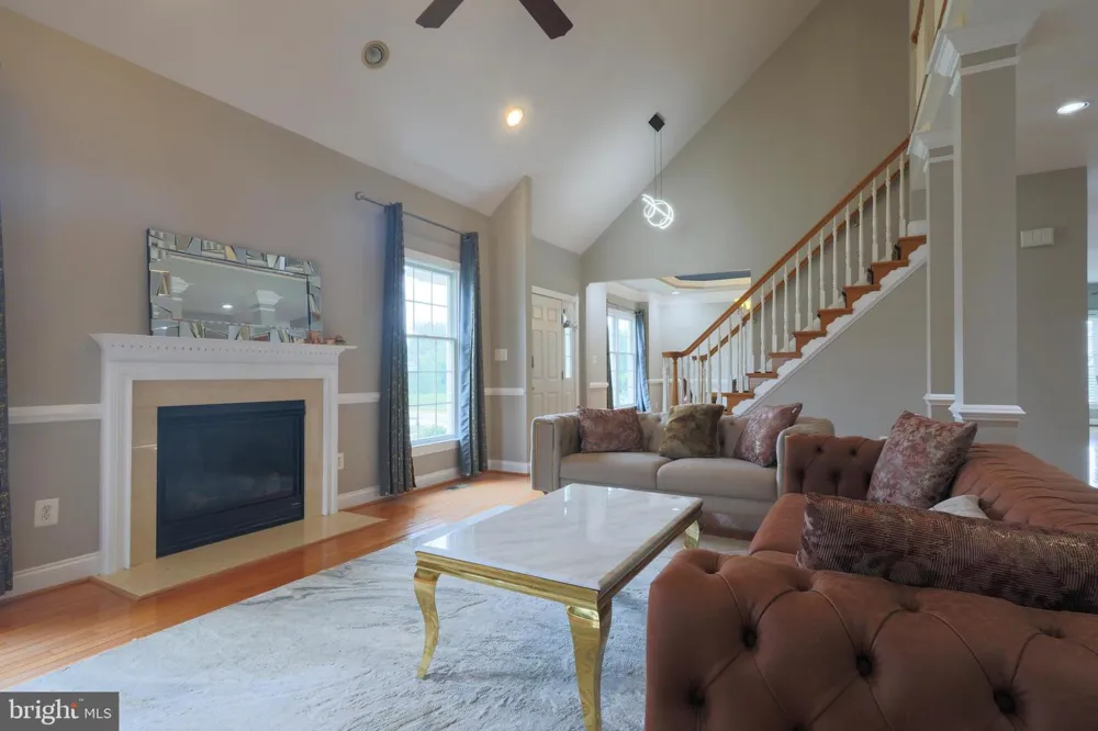 22918 BROWN SQUARE Ashburn, VA 20148