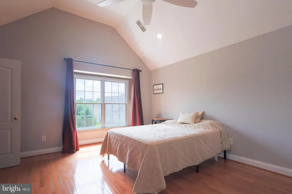 22918 BROWN SQUARE Ashburn, VA 20148