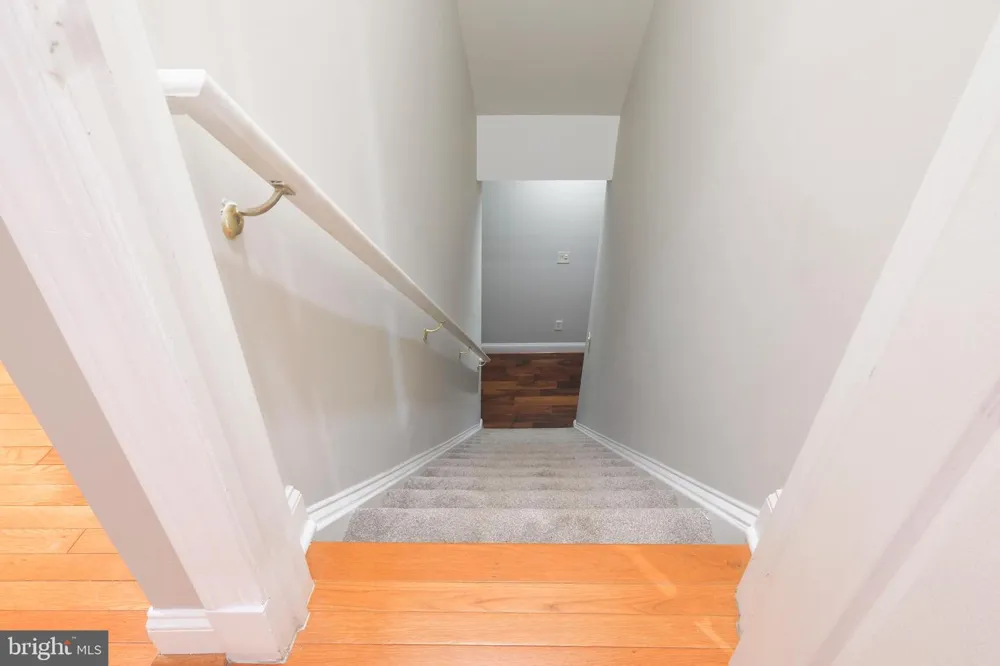 22918 BROWN SQUARE Ashburn, VA 20148