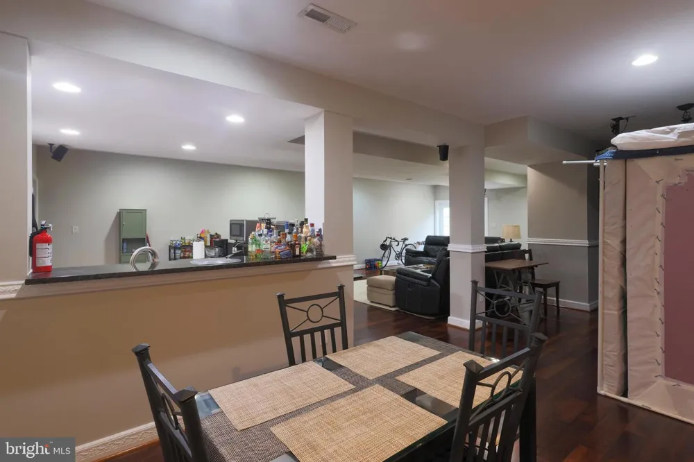 22918 BROWN SQUARE Ashburn, VA 20148