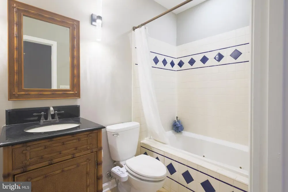 22918 BROWN SQUARE Ashburn, VA 20148