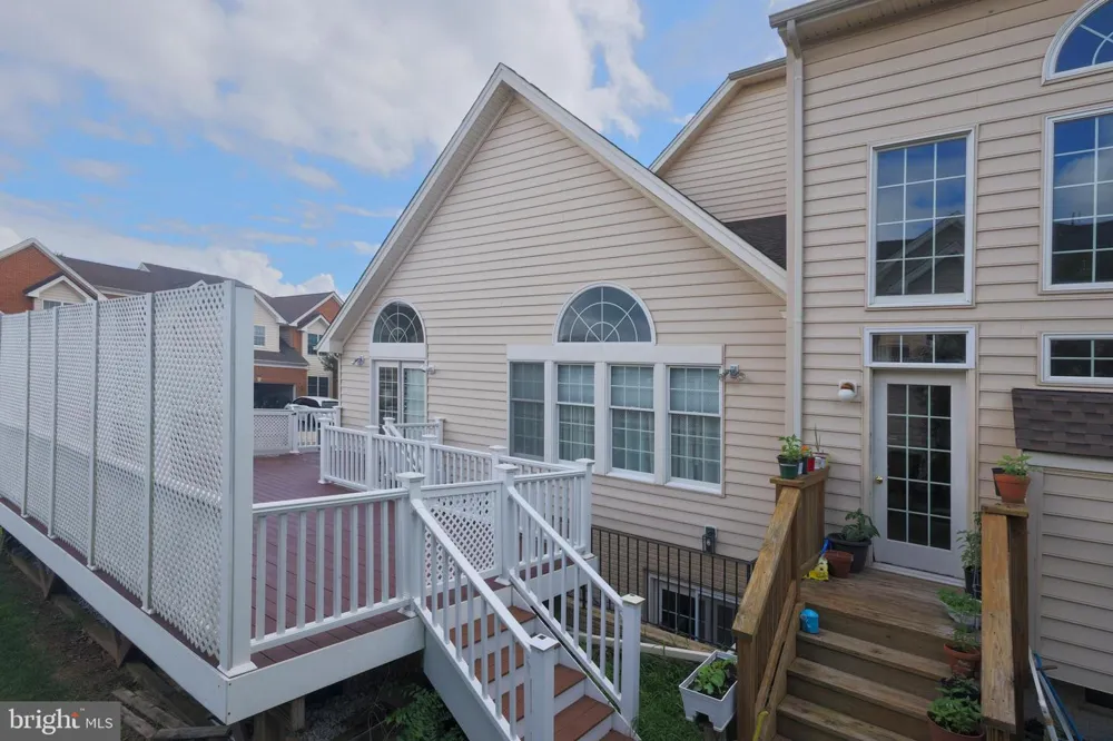 22918 BROWN SQUARE Ashburn, VA 20148