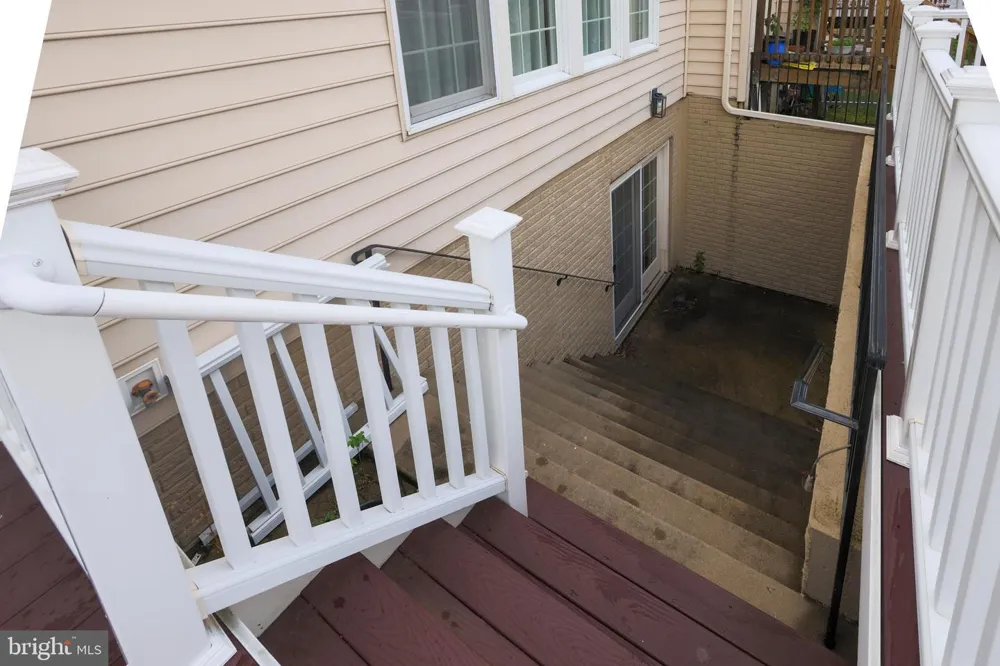 22918 BROWN SQUARE Ashburn, VA 20148