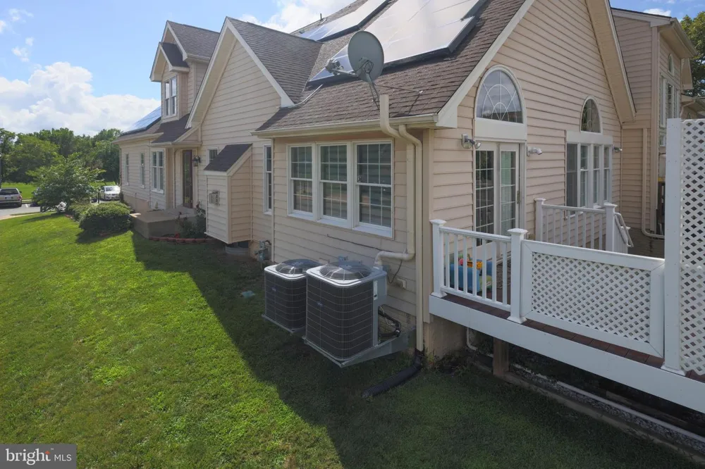22918 BROWN SQUARE Ashburn, VA 20148