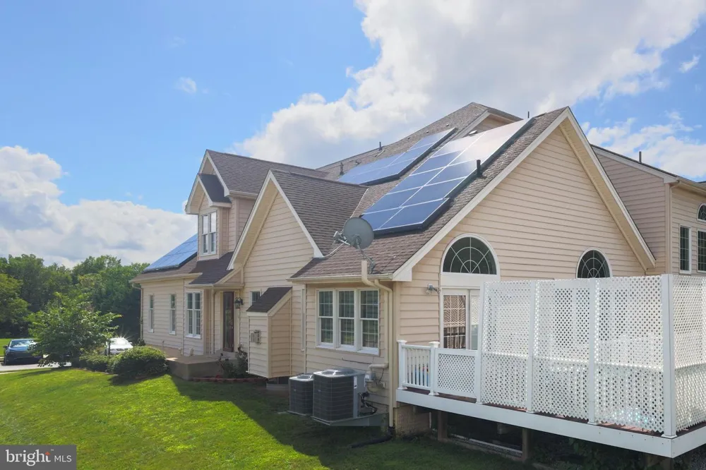 22918 BROWN SQUARE Ashburn, VA 20148