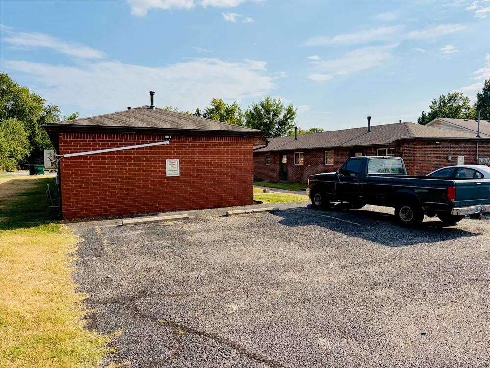 205 W Birch Place #4 Sperry, OK 74073