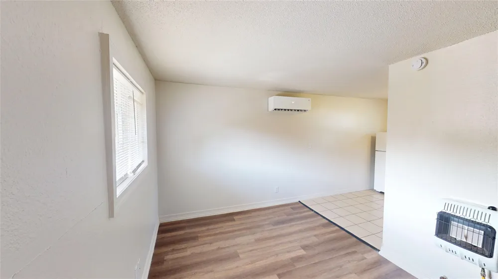 205 W Birch Place #4 Sperry, OK 74073