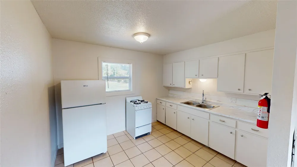 205 W Birch Place #4 Sperry, OK 74073