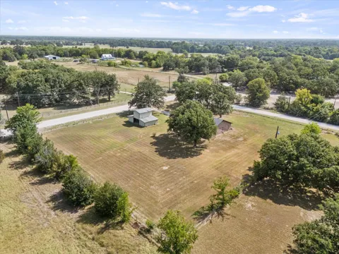 1547 Magnolia Lane