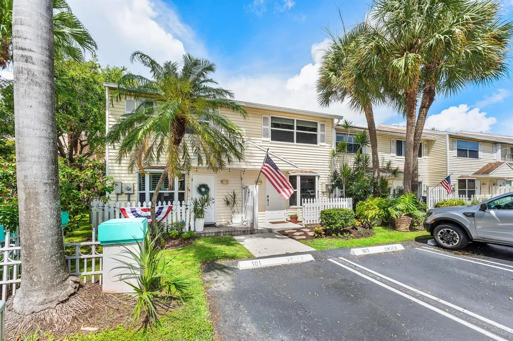 2503 NE 15th Street #2503 Pompano Beach, FL 33062