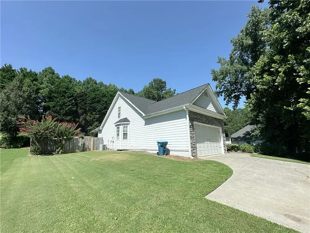 928 Mulberry Fields Cove Auburn, GA 30011