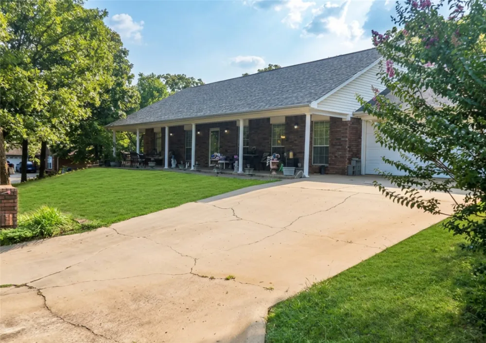 307 Mission Drive Poteau, OK 74953