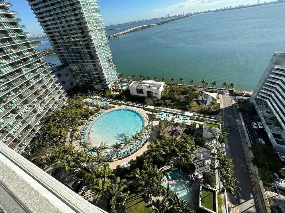 480 NE 31st St #905 Miami, FL 33137