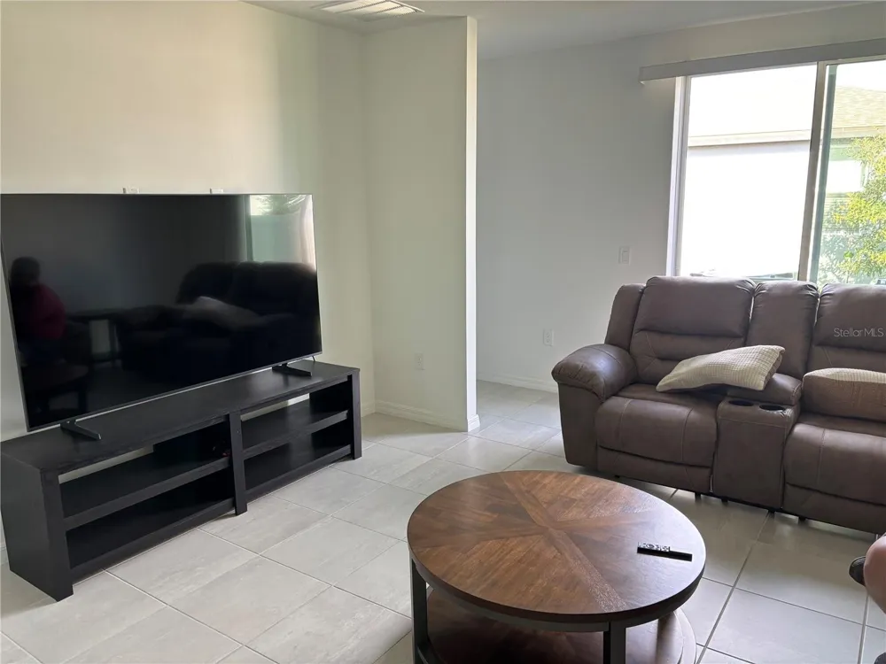 4909 KAIA AVENUE Winter Haven, FL 33884