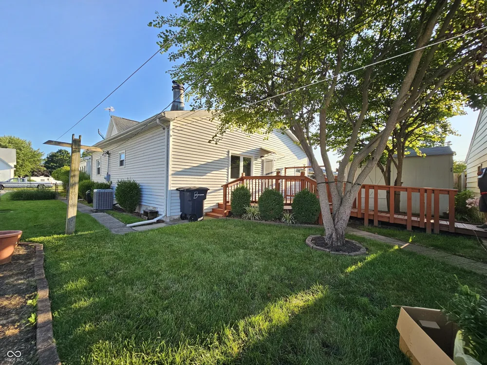 1410 S I STREET Elwood, IN 46036