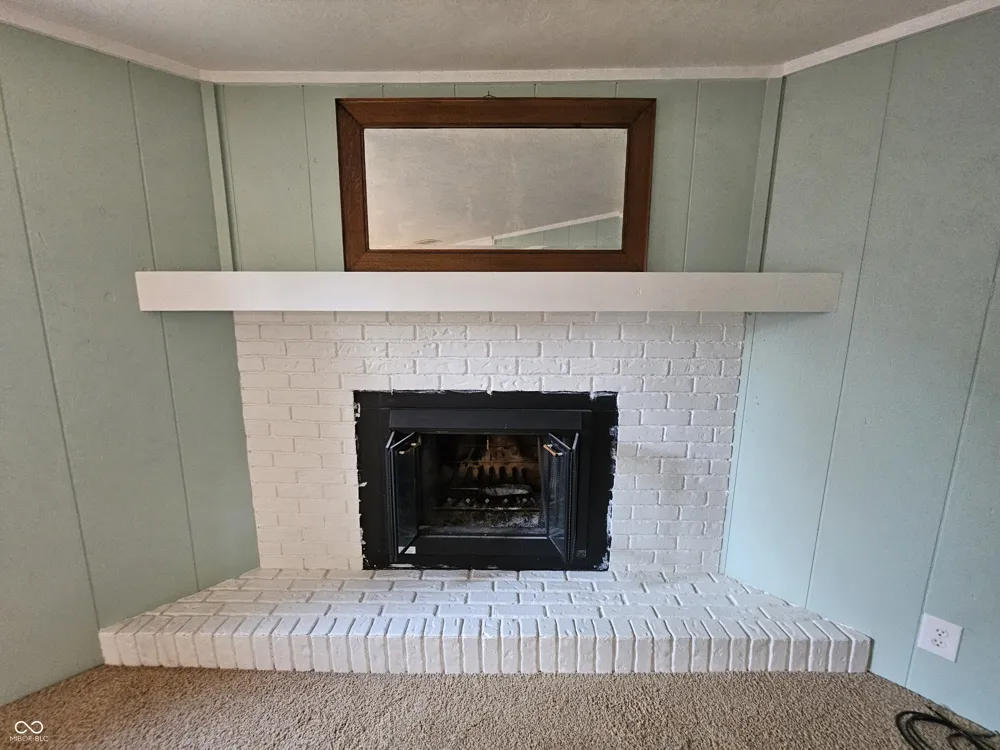 1410 S I STREET Elwood, IN 46036