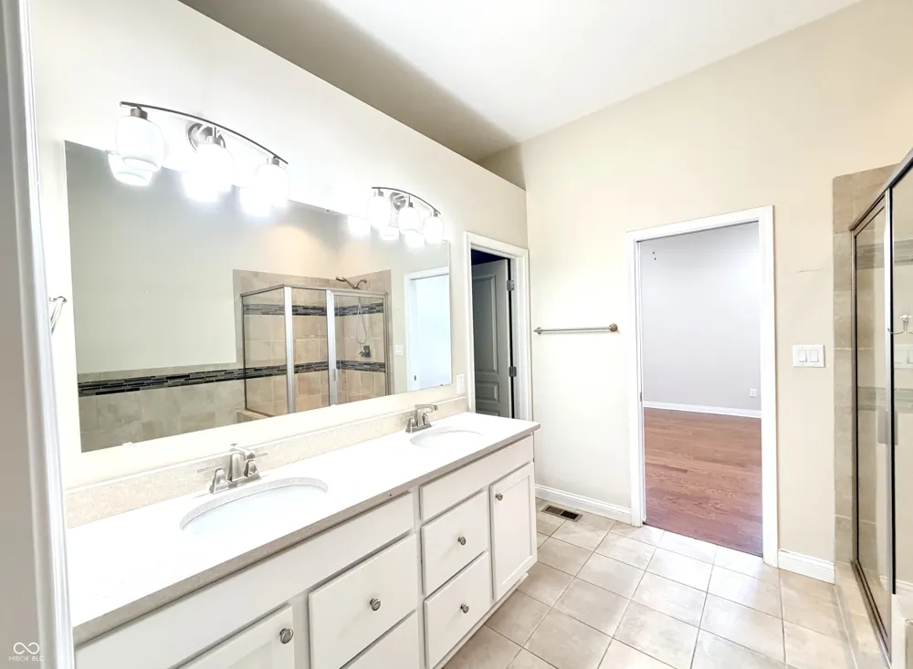 960 Miller Court Greenfield, IN 46140