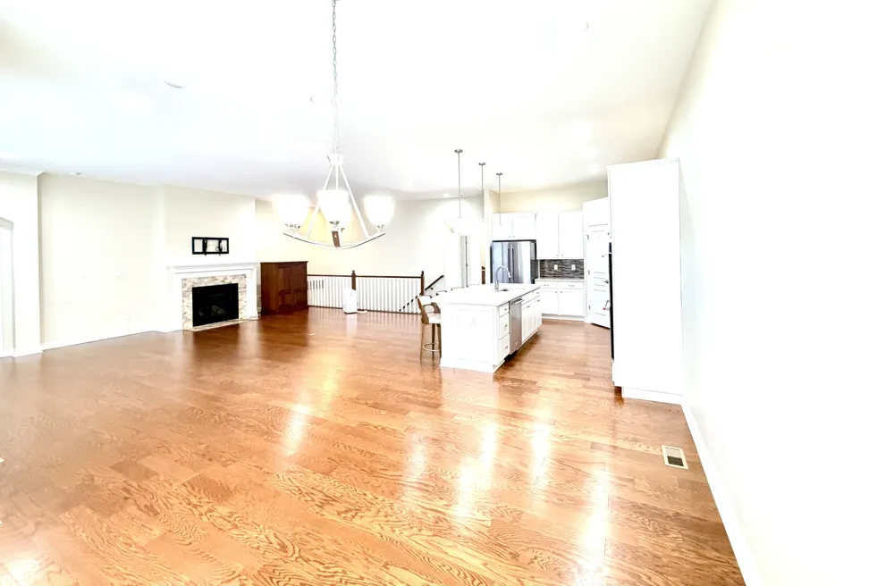 960 Miller Court Greenfield, IN 46140