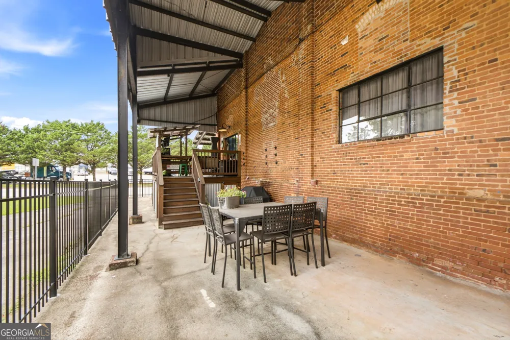 261 Griffin ST McDonough, GA 30253