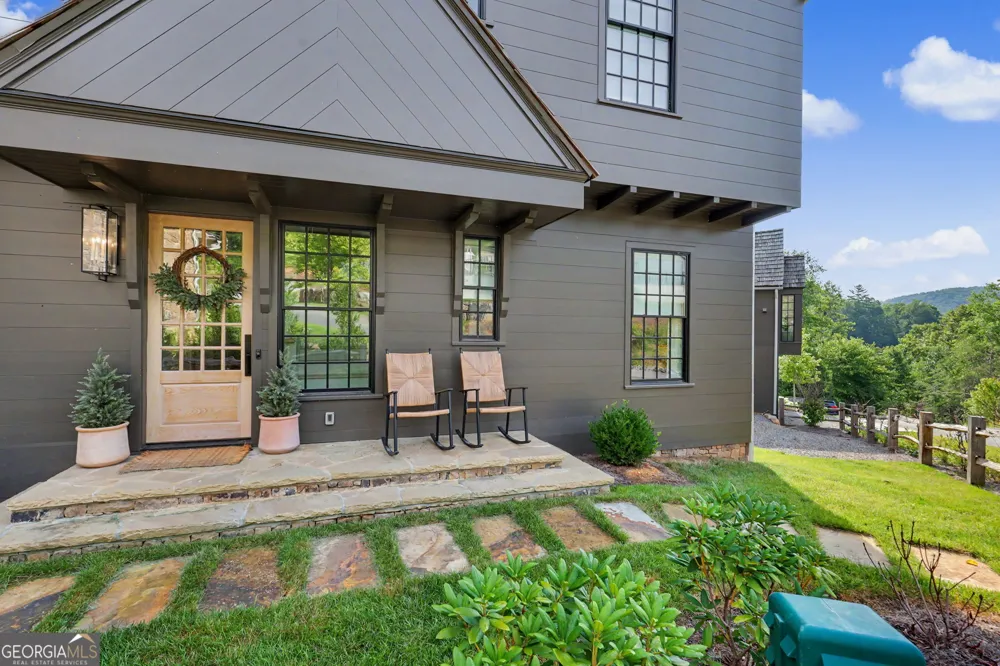 60 Cove View LN Clarkesville, GA 30523