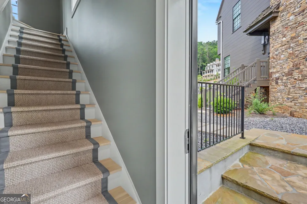 60 Cove View LN Clarkesville, GA 30523