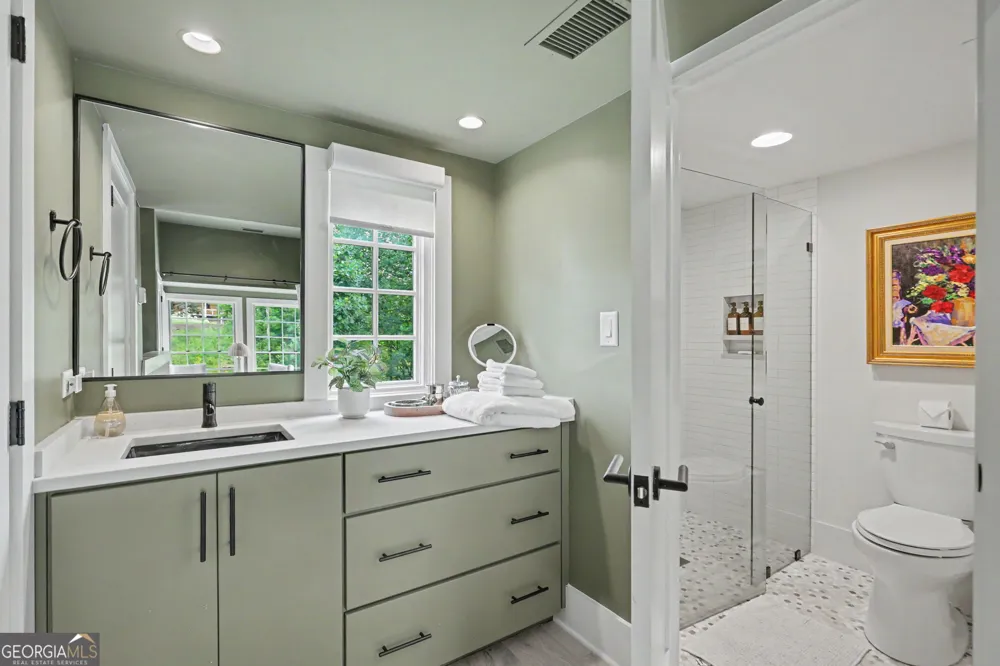 60 Cove View LN Clarkesville, GA 30523