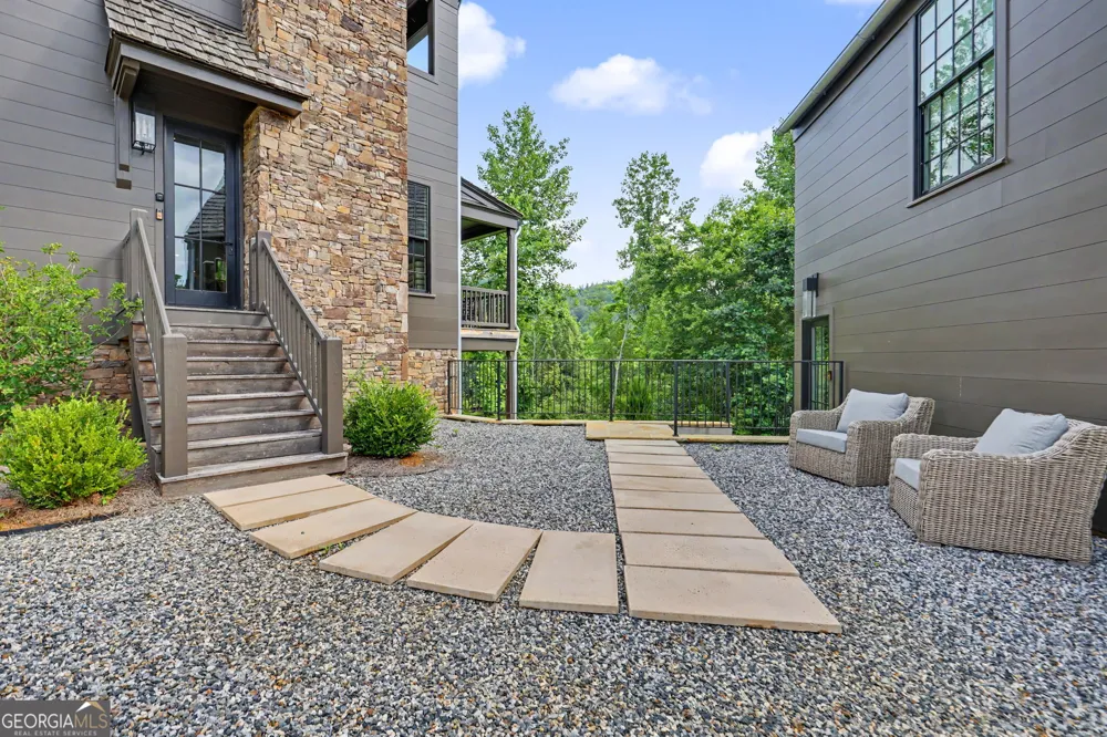 60 Cove View LN Clarkesville, GA 30523
