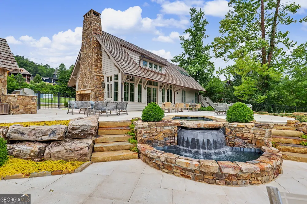 60 Cove View LN Clarkesville, GA 30523