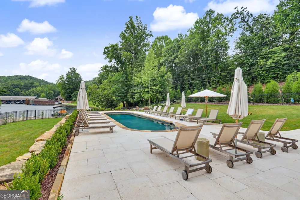 60 Cove View LN Clarkesville, GA 30523