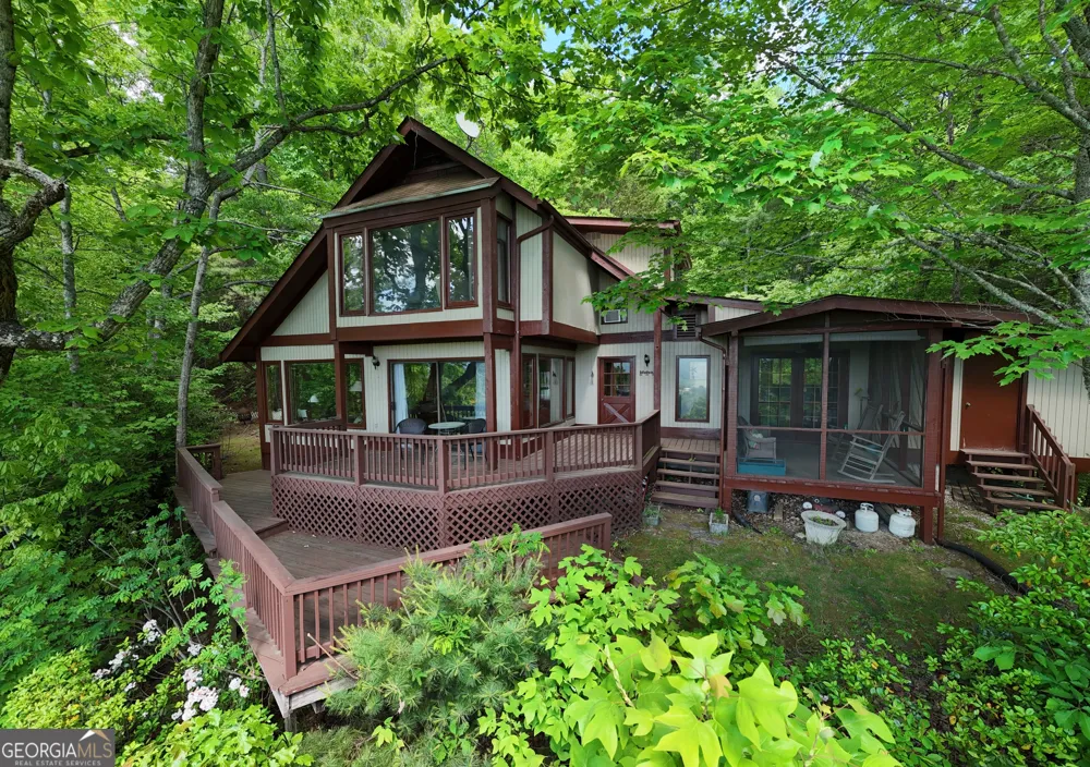 1491 Black Branch RD Rabun Gap, GA 30568
